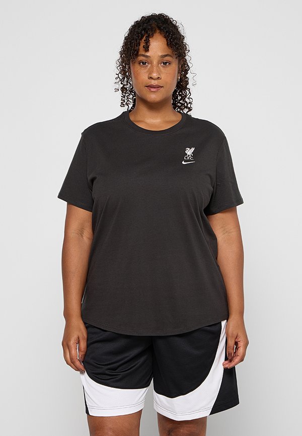 Nike Performance