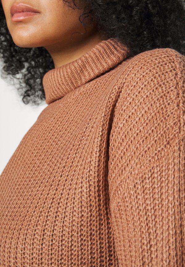 Even&Odd Curvy by Zalando