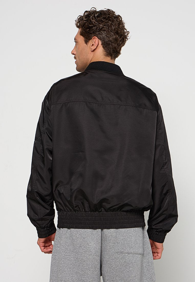 Armani Exchange Bomberjacke Media 3
