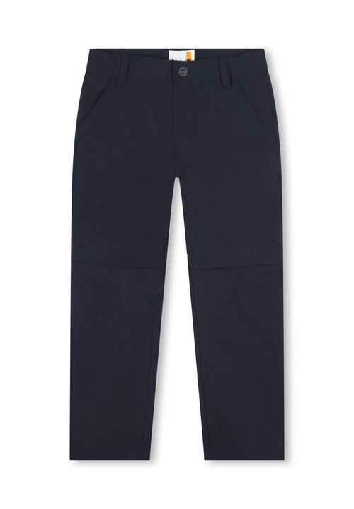 Navy-Hosen aus glattem Stoff mit geradem Bein, ausgestattet mit zwei Fronttaschen und einem Knopfverschluss. Maßgeschneiderter Look und Verarbeitung.
