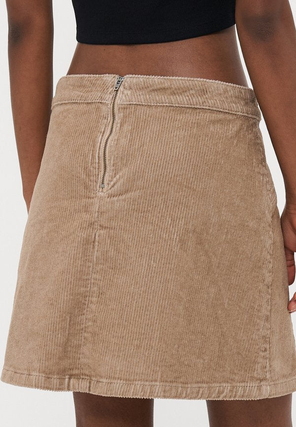 Vero Moda Petite VMKATA SHORT SKIRT