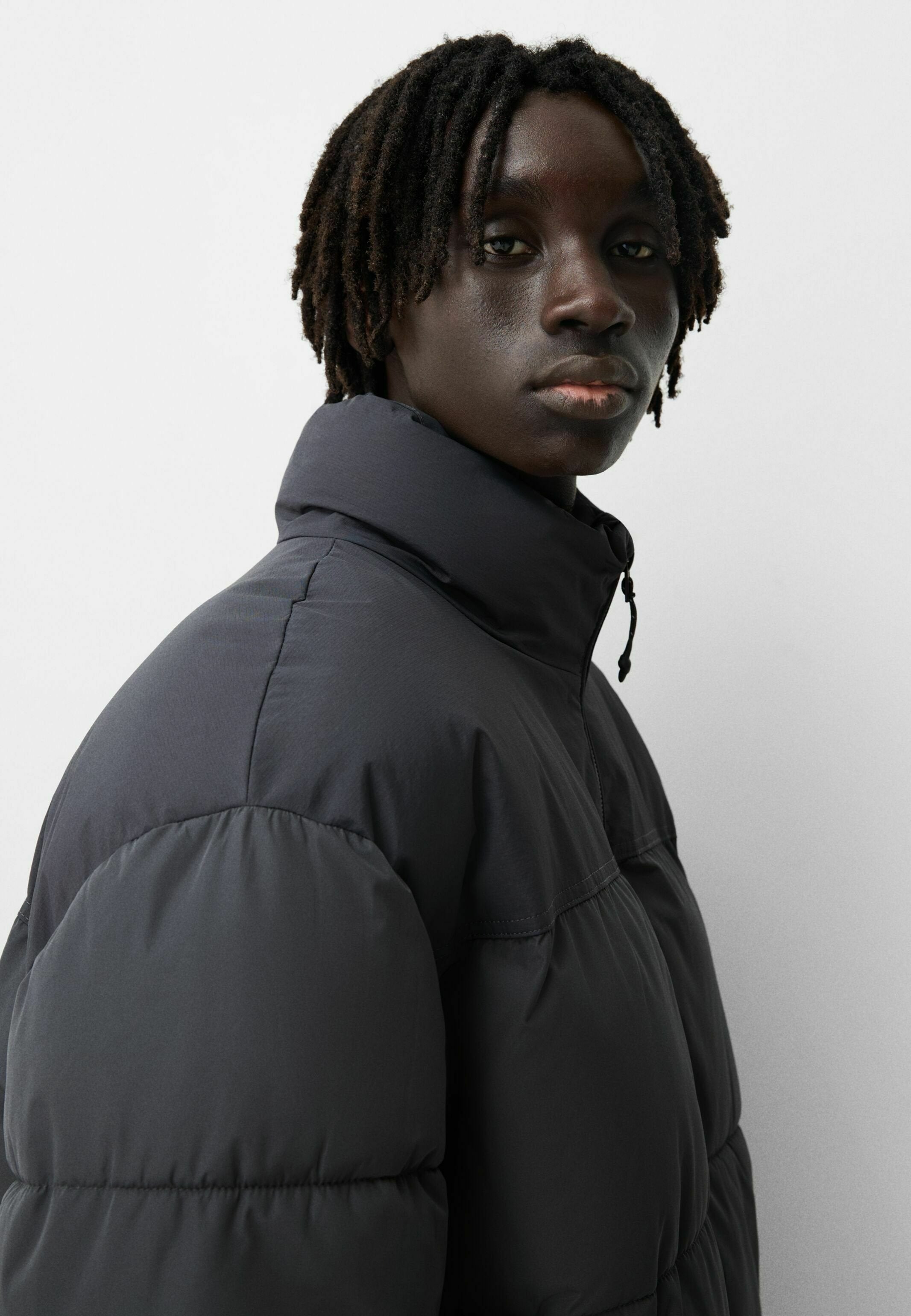 Bershka PUFFER