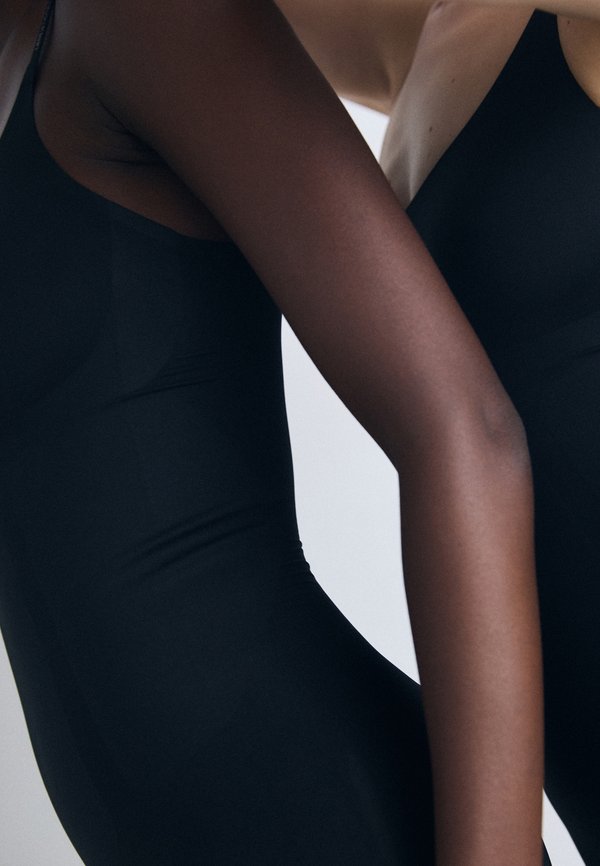 Calvin Klein Underwear SHAPEWEAR EXTRA FIRM SEAMLESS BODY BRIEFER SECURE SCULPT