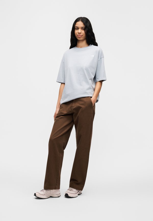 The North Face ESSENTIAL SIMPLE DOME TEE