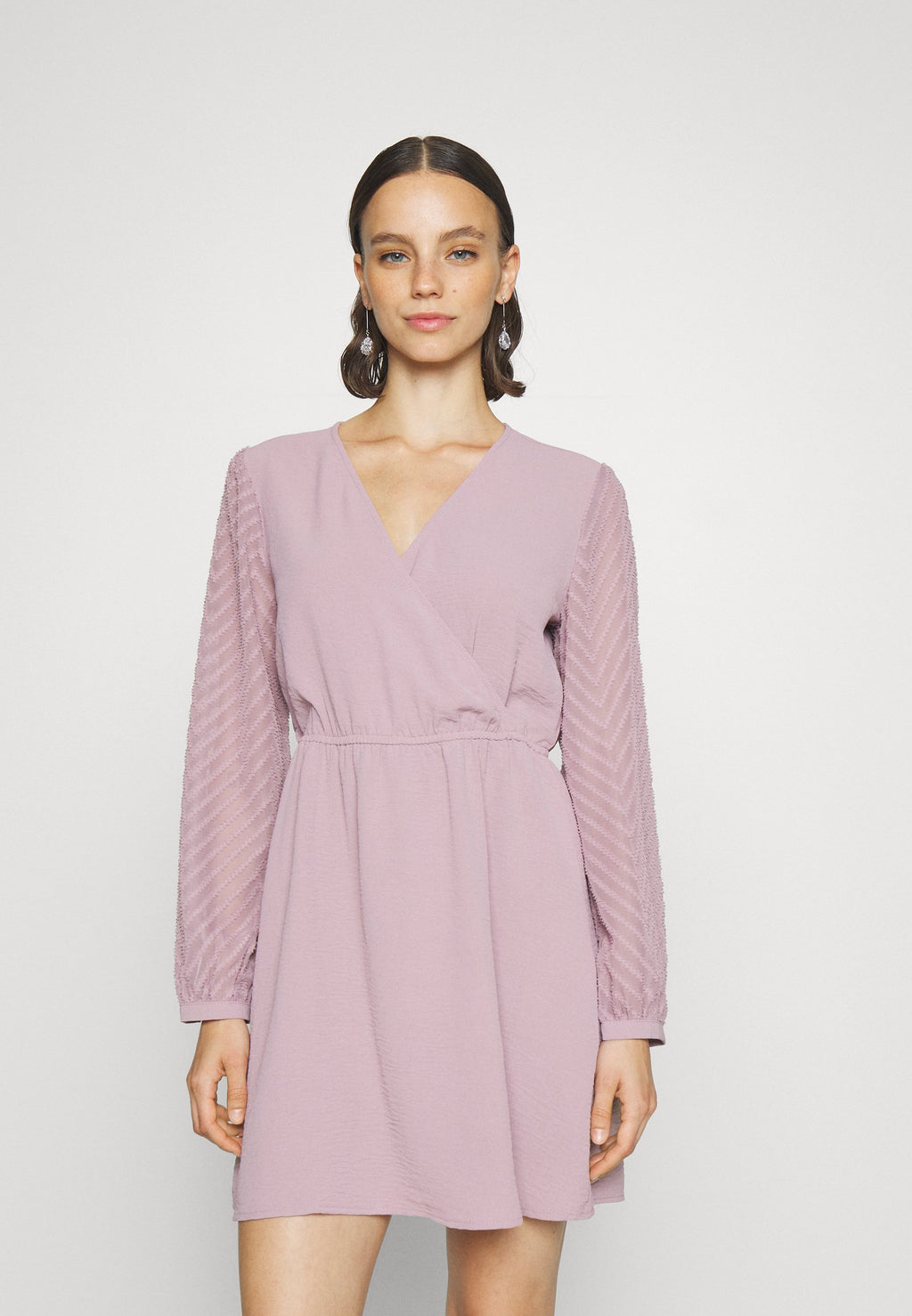ONLLISA SHORT DRESS Media 3
