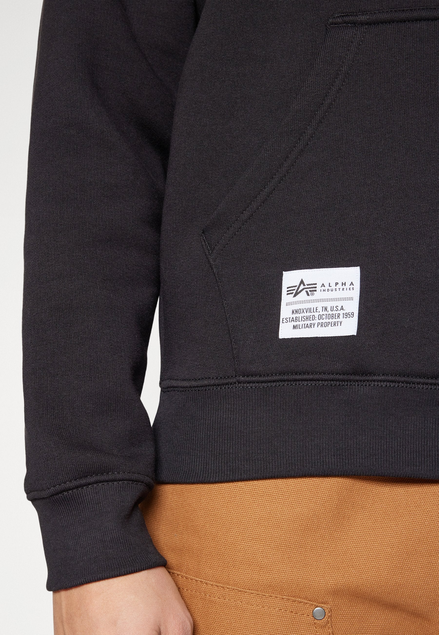 Alpha Industries LOGO BP