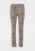 Leopardenmuster-Hose in Beige mit schwarzen Flecken. Sie verfügt über eine schlanke Passform, ein Five-Pocket-Design und einen Reißverschluss mit Knopfverschluss.