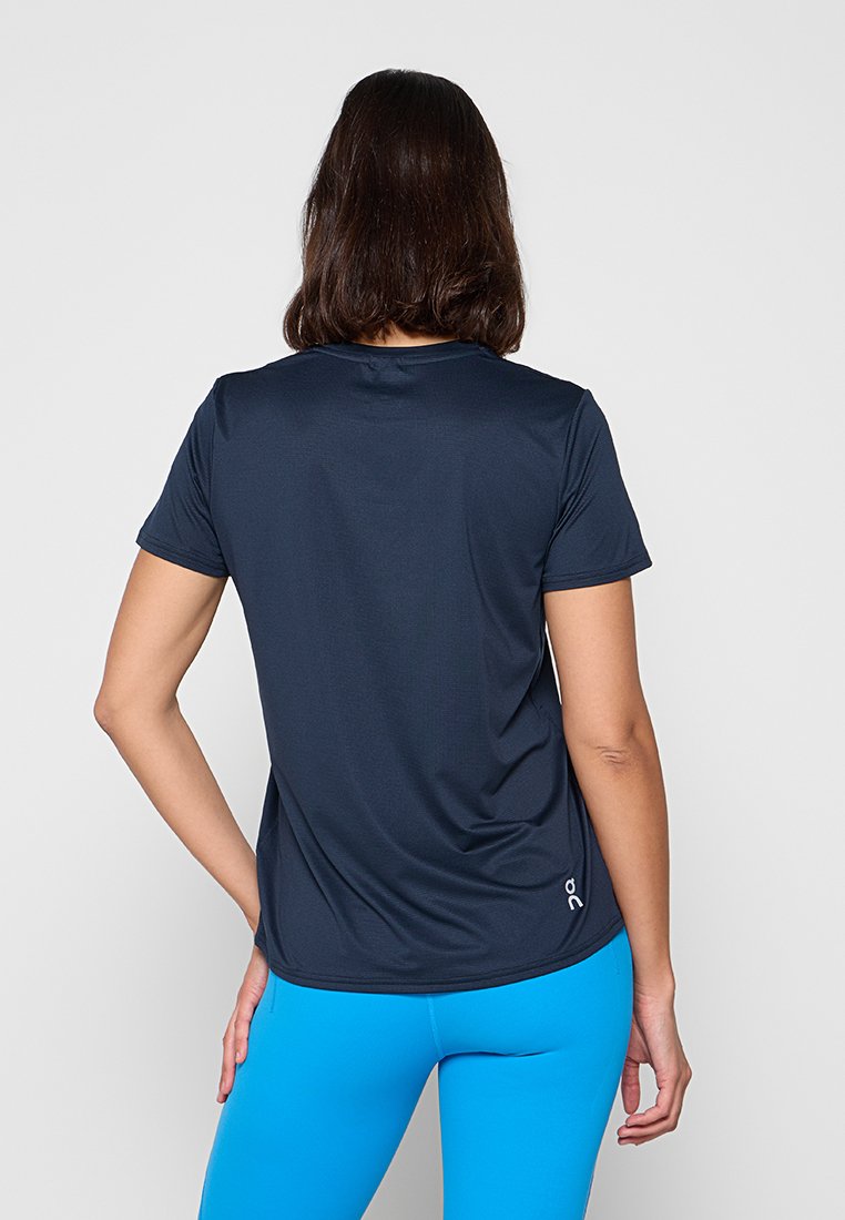 On Sport T-Shirt Media 2