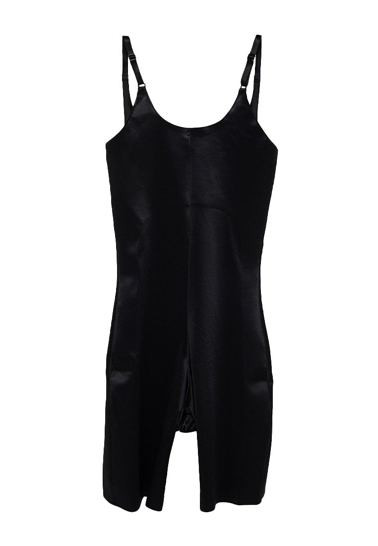 Chantelle Shapewear Media 2