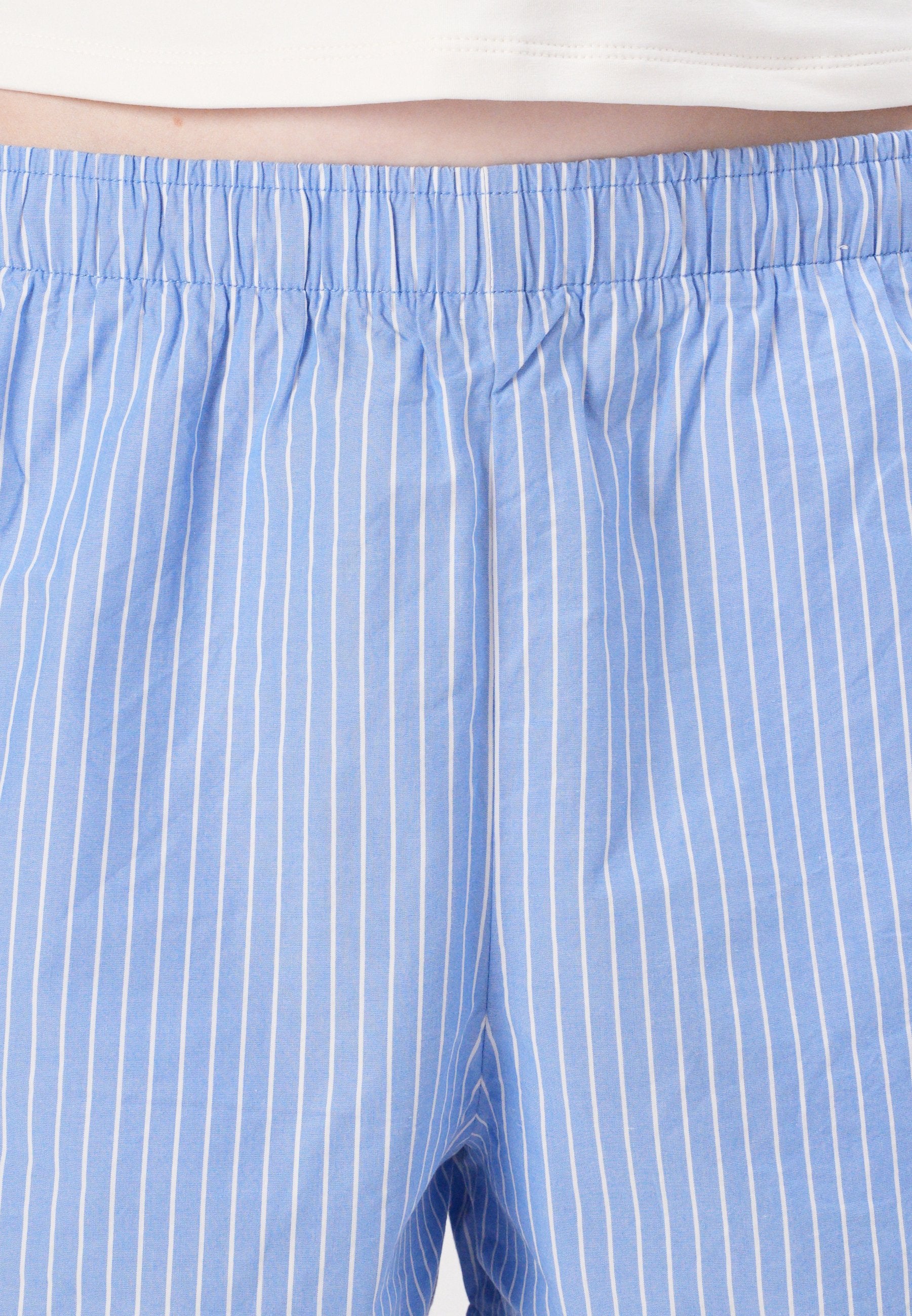 Abercrombie & Fitch PULL ON SHORT YELLOW STRIPE