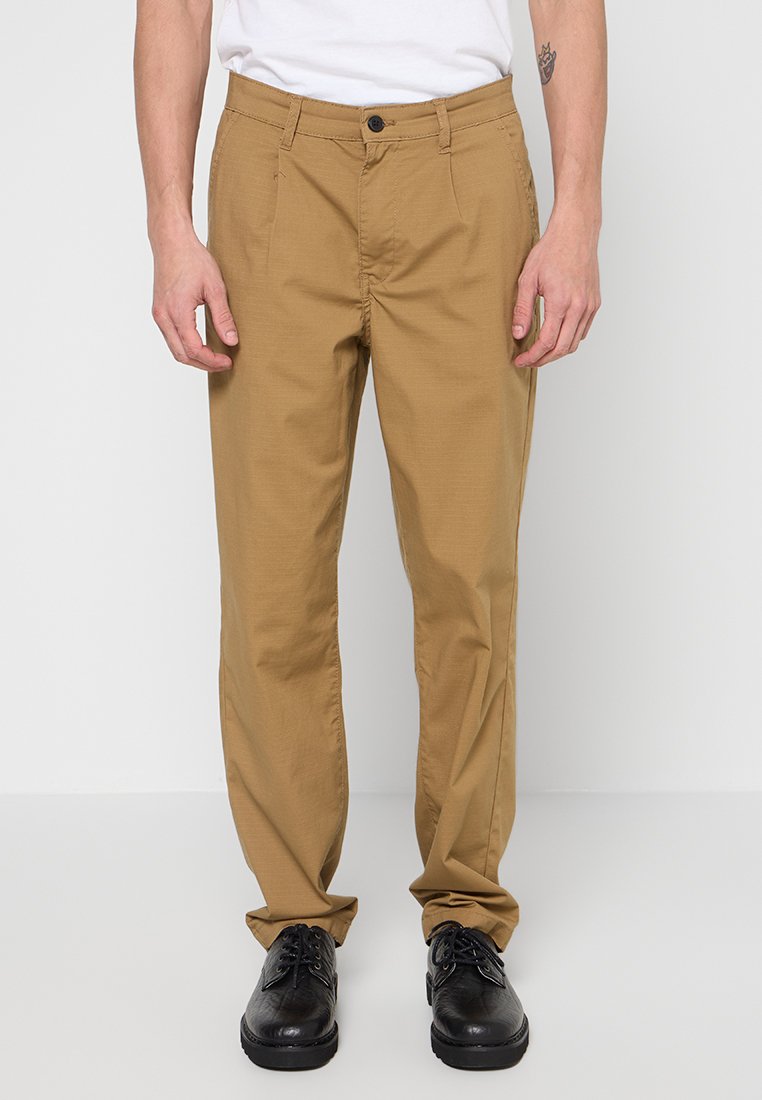 RELAXED FIT Media 1