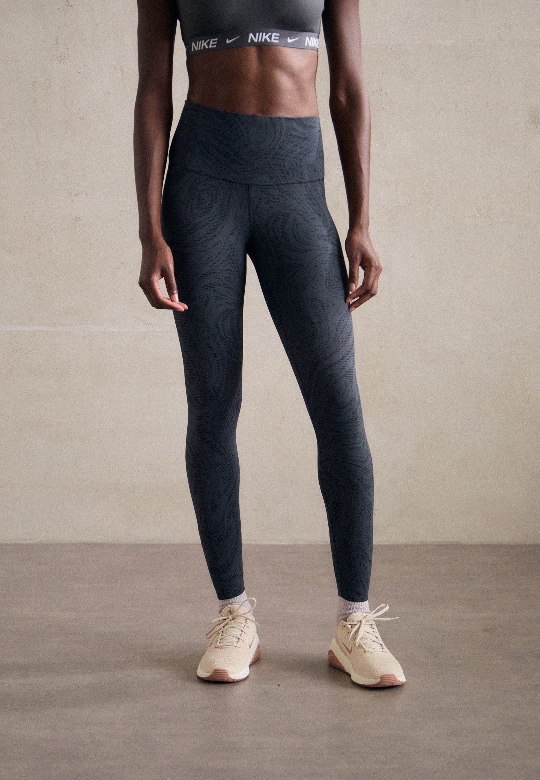 Nike Performance ZENVY 7/8