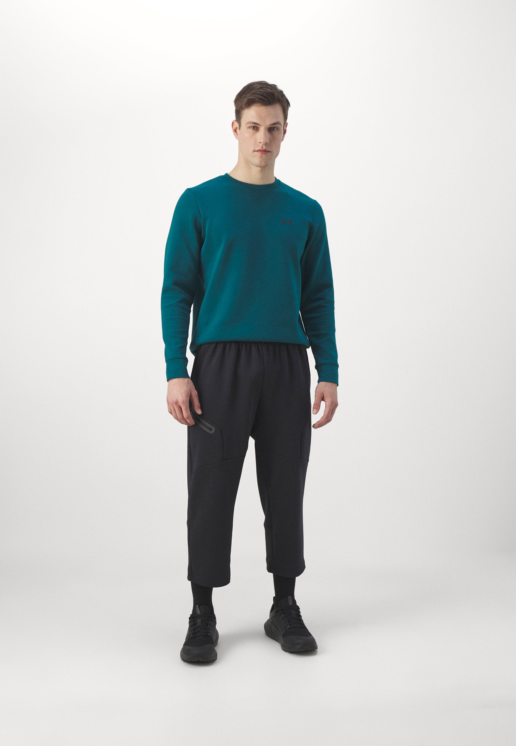 Under Armour UNSTOPPABLE BAGGY CROP
