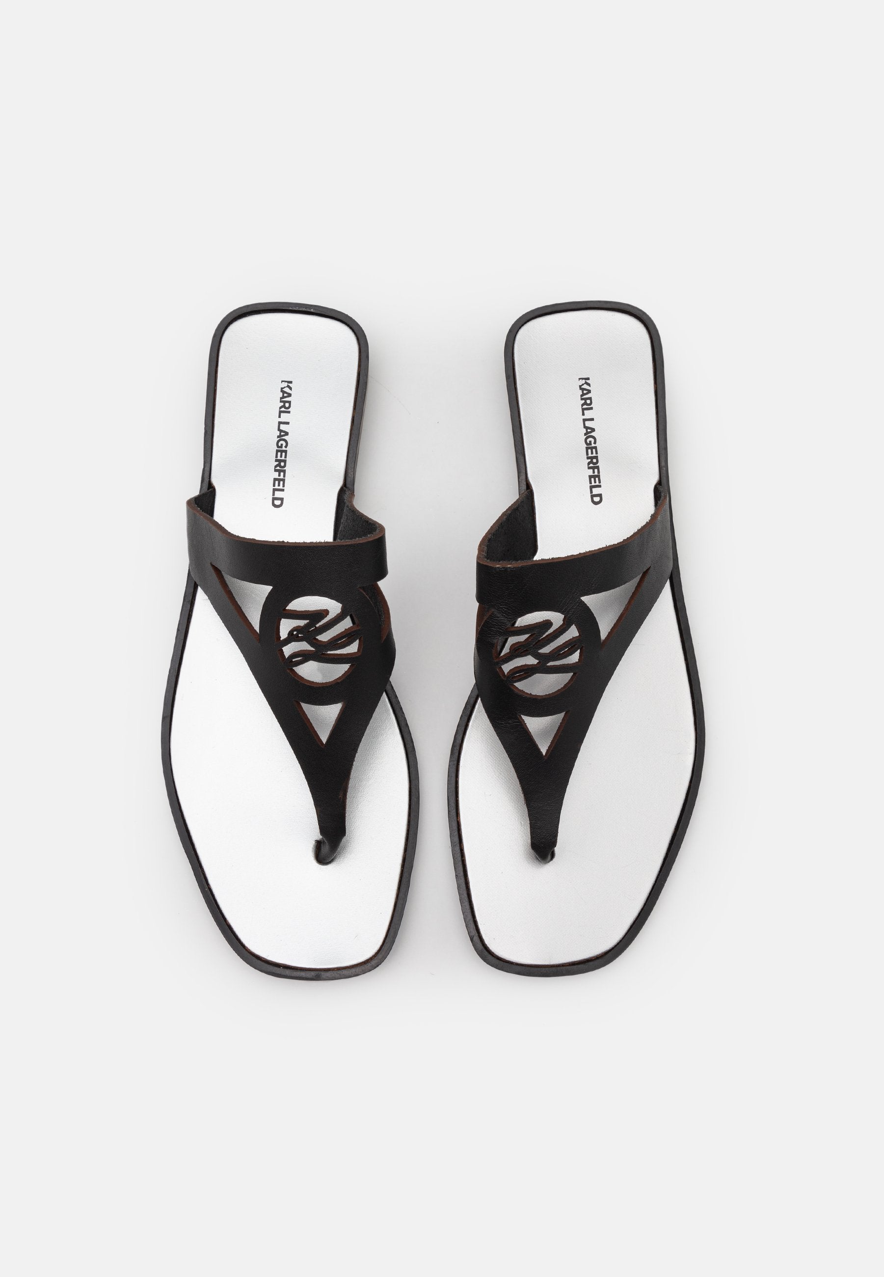 SKOOT II AUTOGRAPH THONG Media 4