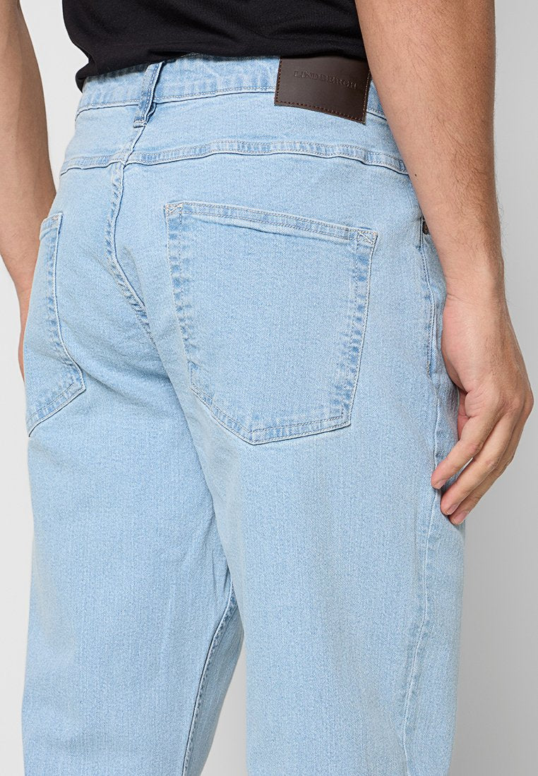 LOOSE FIT Media 5