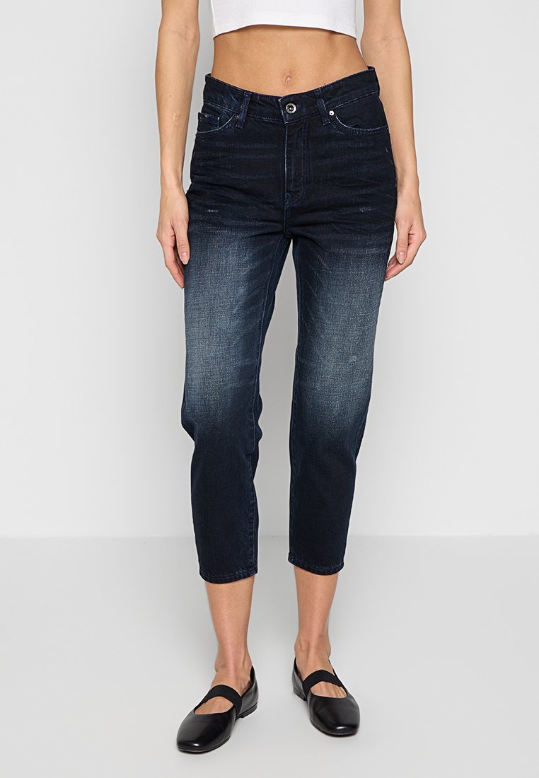 Armani Exchange Jeans Tapered Fit Media 1