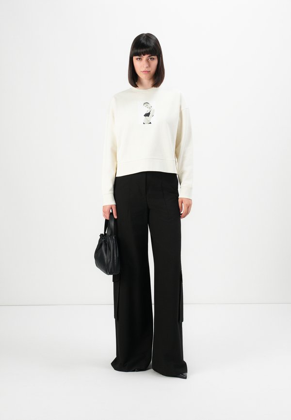 Calvin Klein CLASSIC KATE