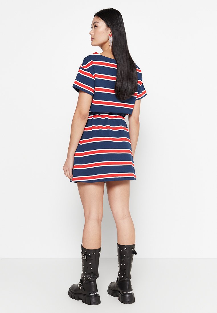 Love Moschino