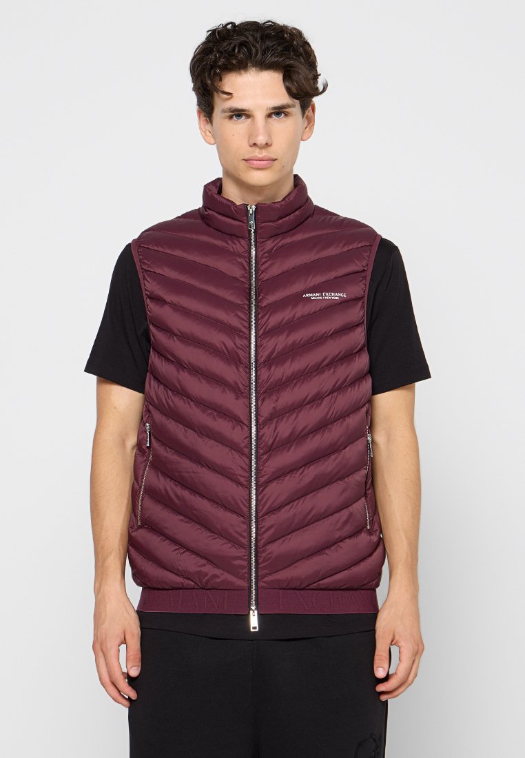Armani Exchange Weste Media 1