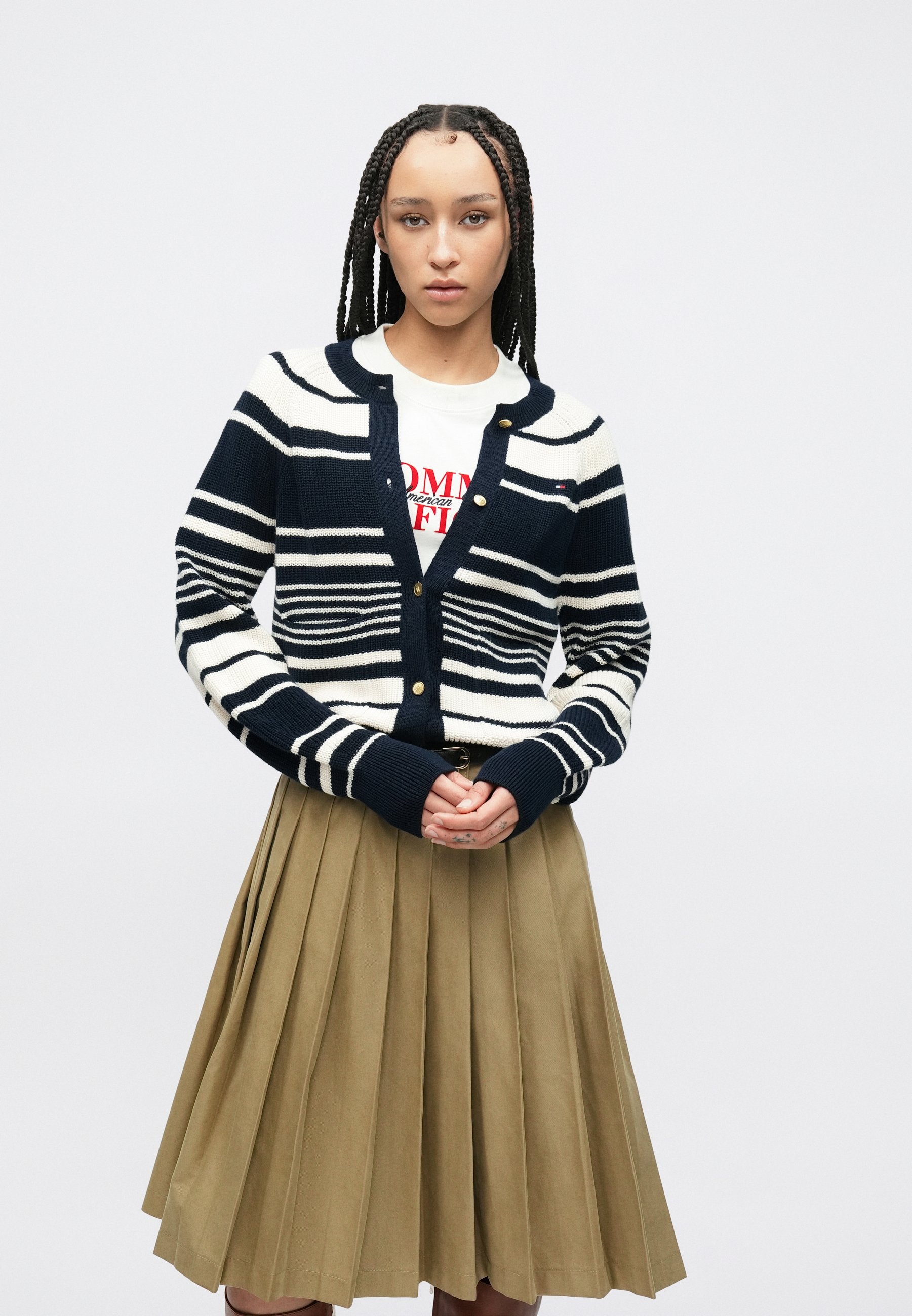 GOLD-TONE BUTTON RELAXED CARDIGAN Media 5