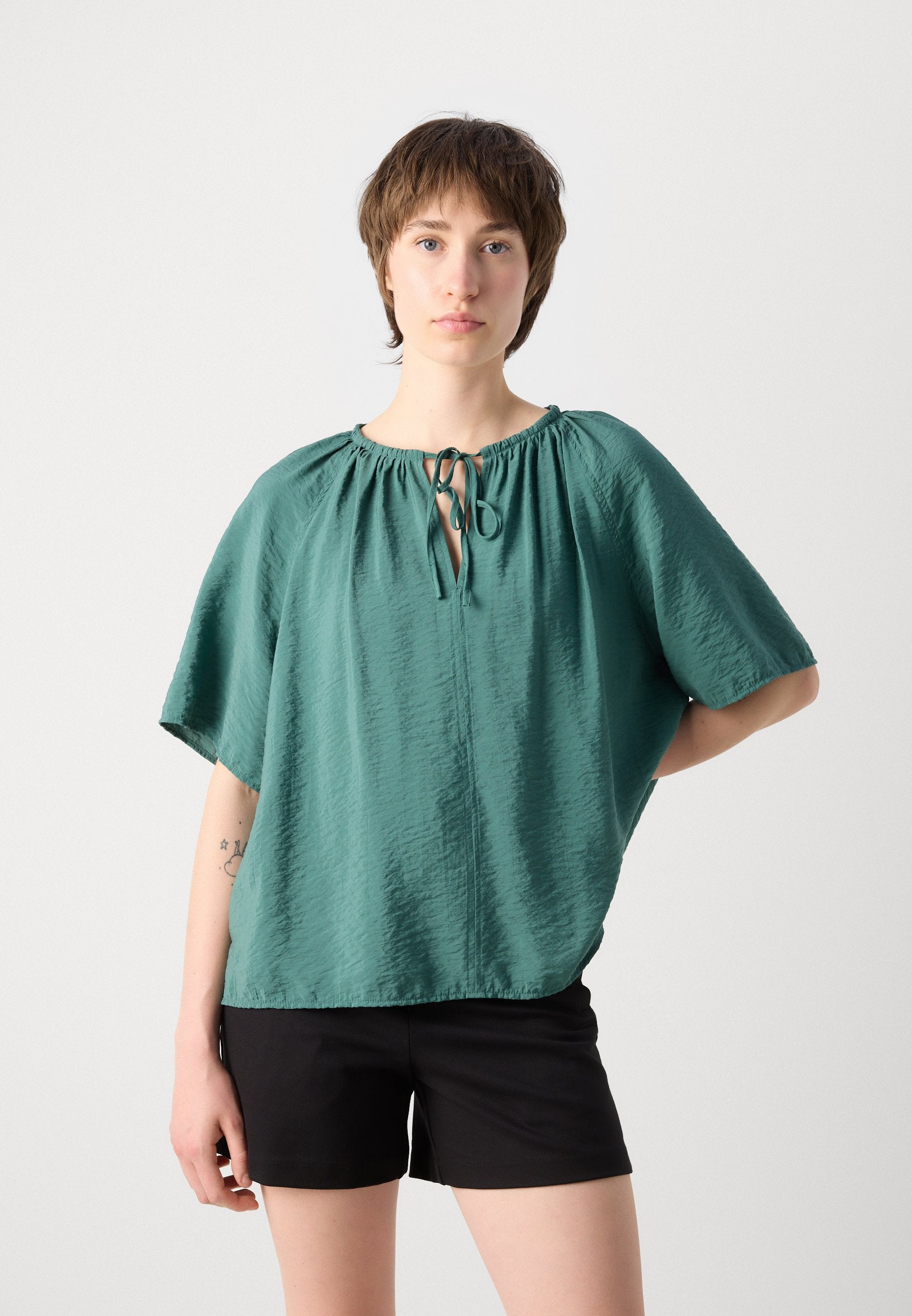 Marc O'Polo BLOUSE ROUND NECK WITH DRAWSTRING AND GATHERING SOLID