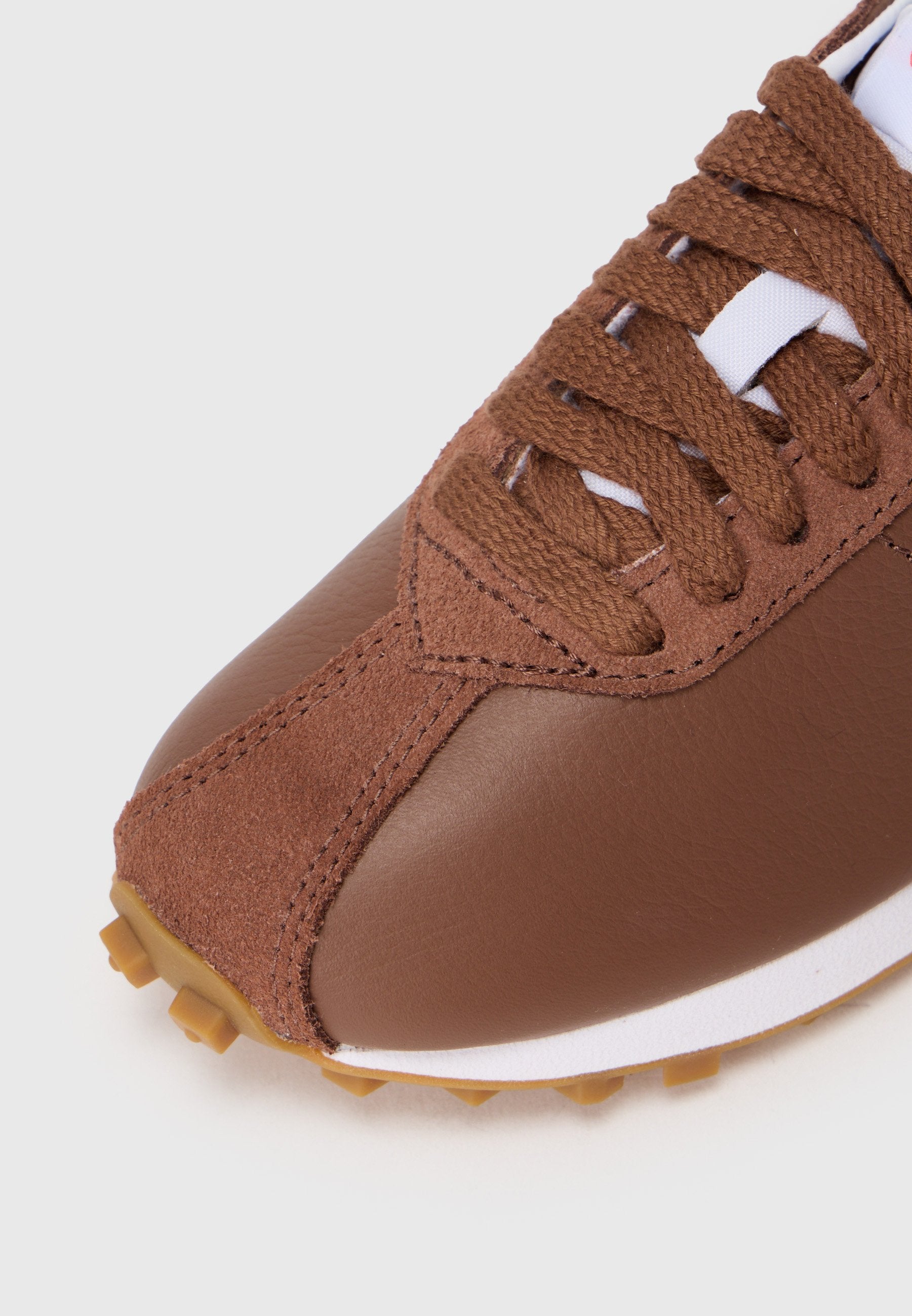 Nike Sportswear LD 1000 LX