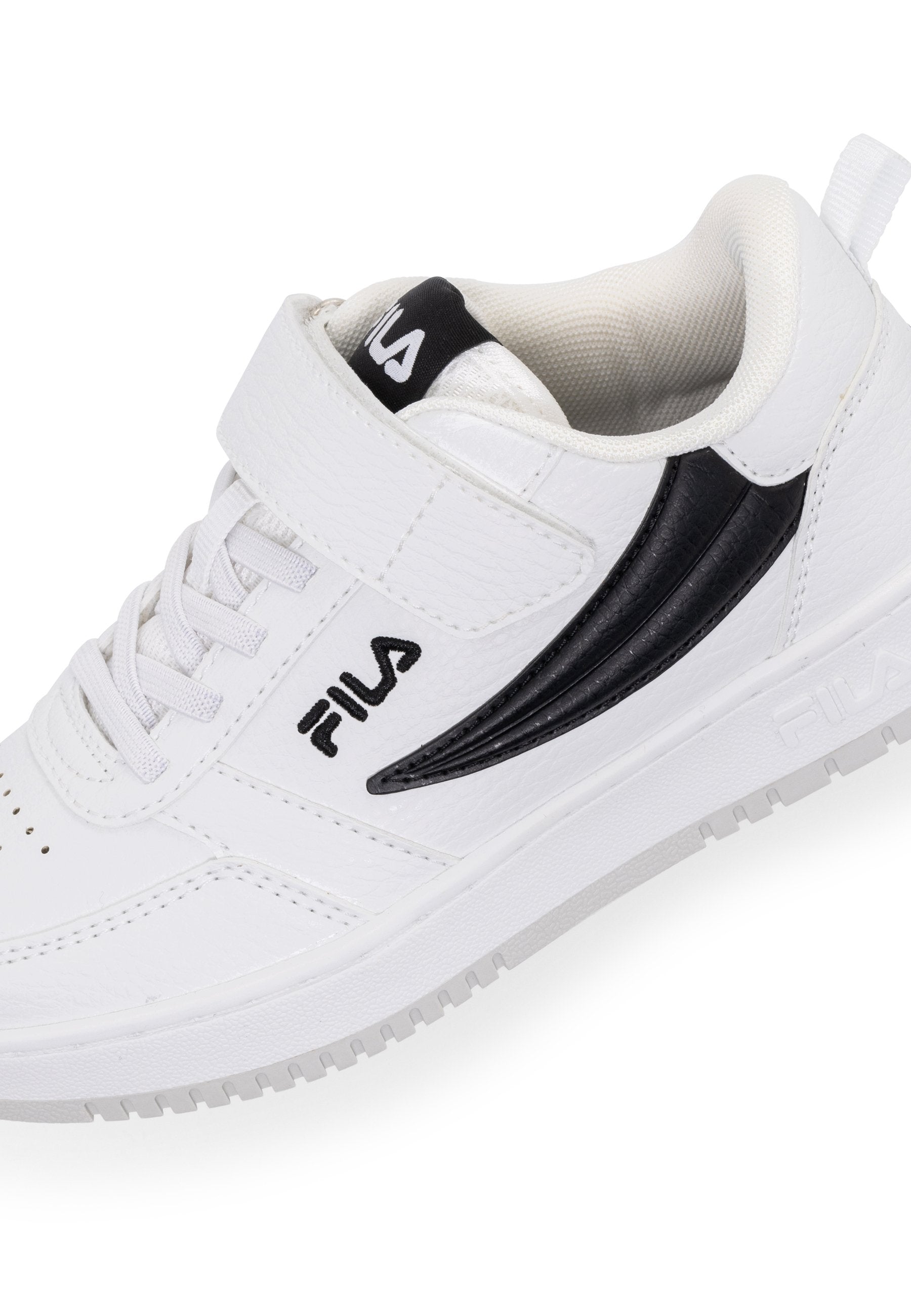 REGA FOOTWEAR NF Media 6