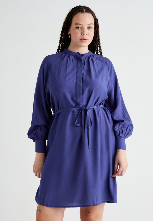 ONLY Carmakoma CARMYRNA KNEE DRESS