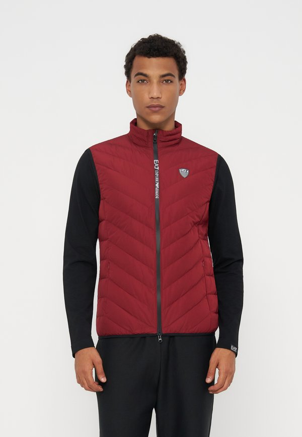 EA7 Emporio Armani