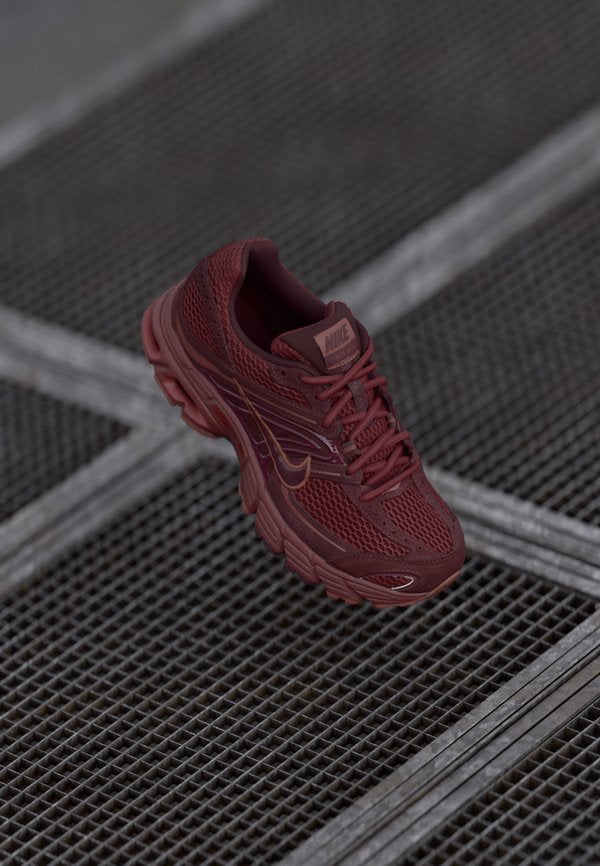 Nike Sportswear AIR MAX MOTO 2K SE - Trainers - dark team red/burgundy crush/red sepia