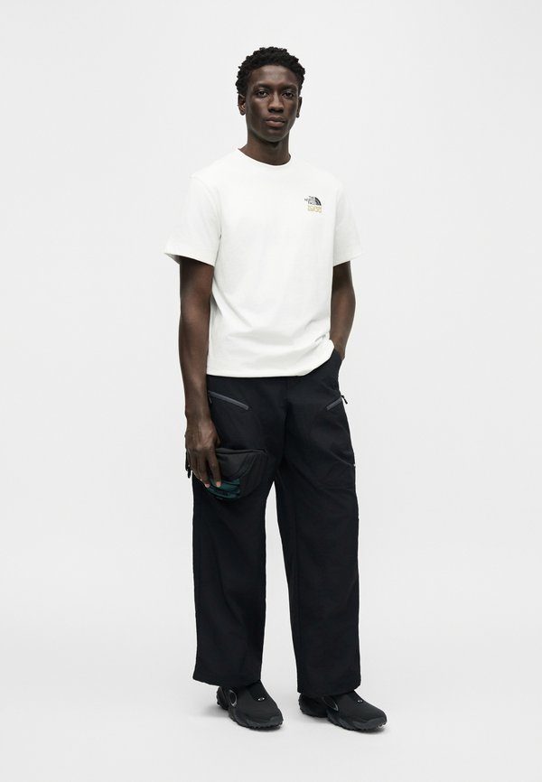 The North Face HALF DOME RELAXED SHORT SLEEVE TEE GRAPHIC