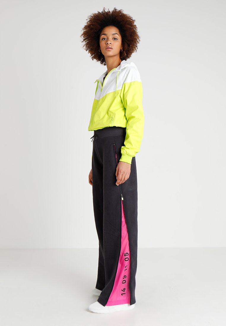 Nike Sportswear