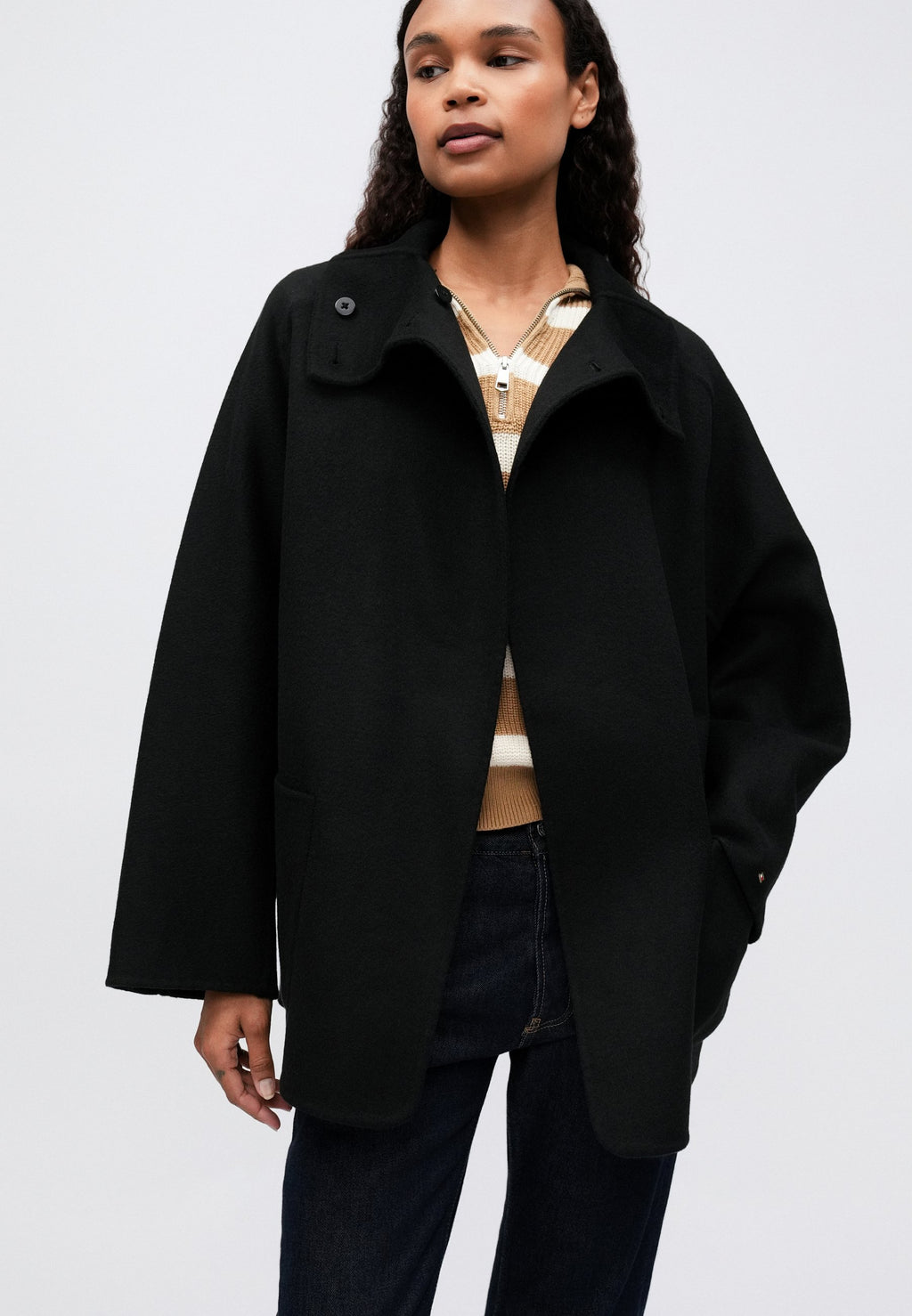 WOOL BLEND FUNNEL NECK OVERSIZED COAT Media 5