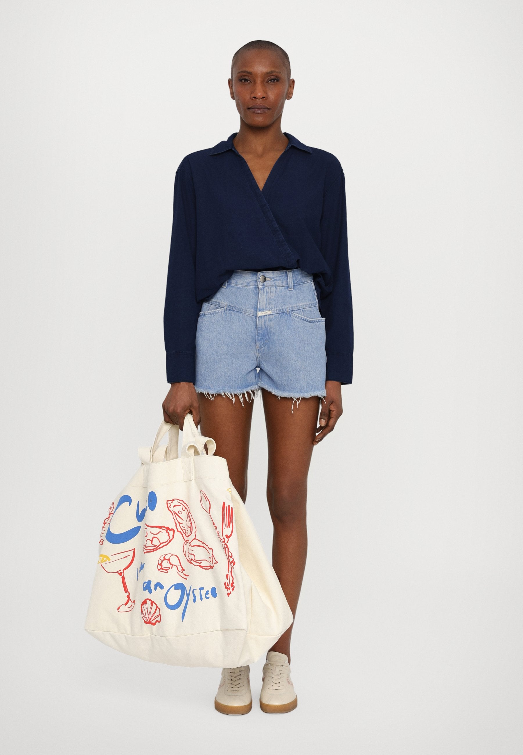 CLOSED ASYMMETRIC SHIRT
