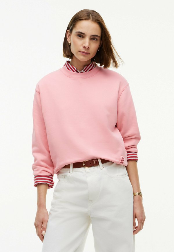 Tommy Hilfiger TOMMY HILFIGER TONAL LOGO CREW NECK SWEATSHIRT - Sweatshirt - carnation pink