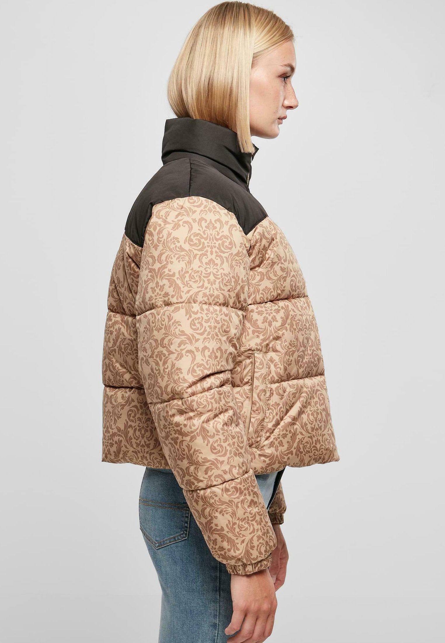 Urban Classics AOP RETRO PUFFER
