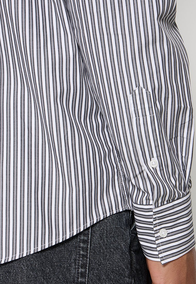 MODERN FIT Media 6