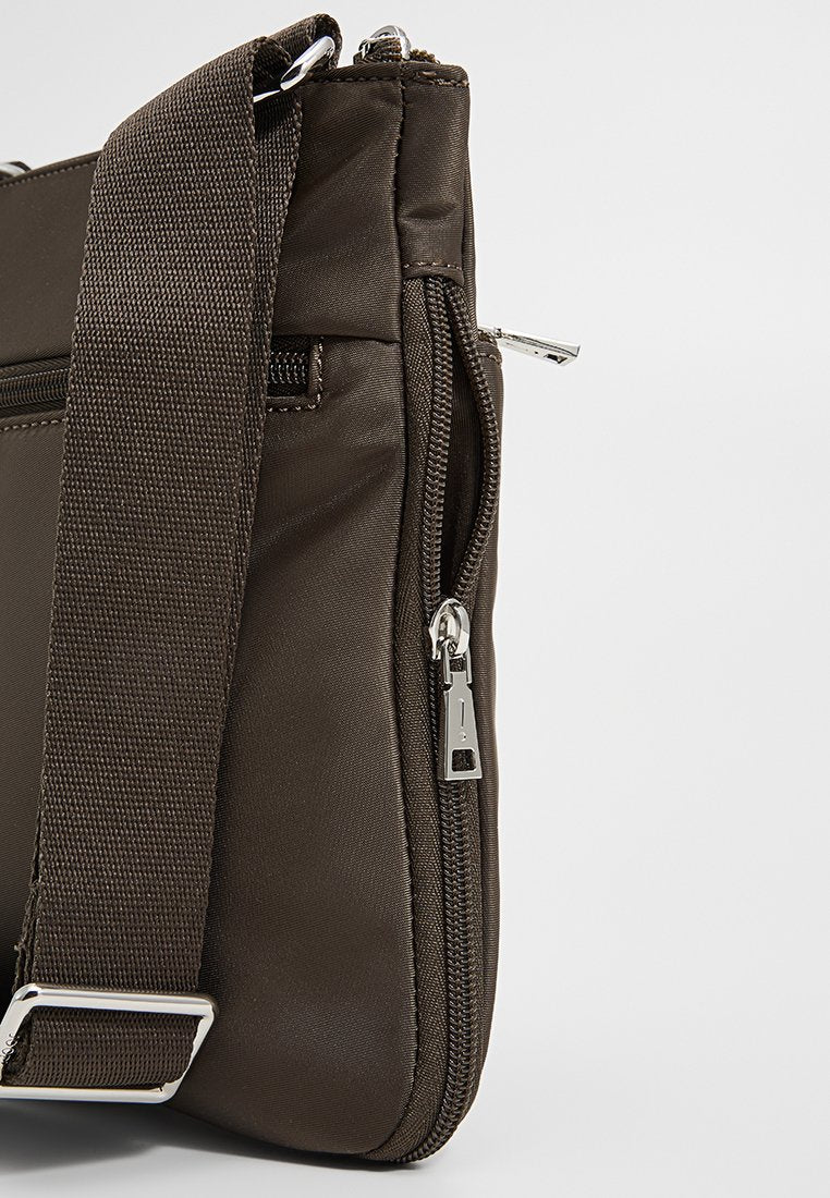 JOOP! Jeans CARTELLO UDA SHOULDERBAG MVZ