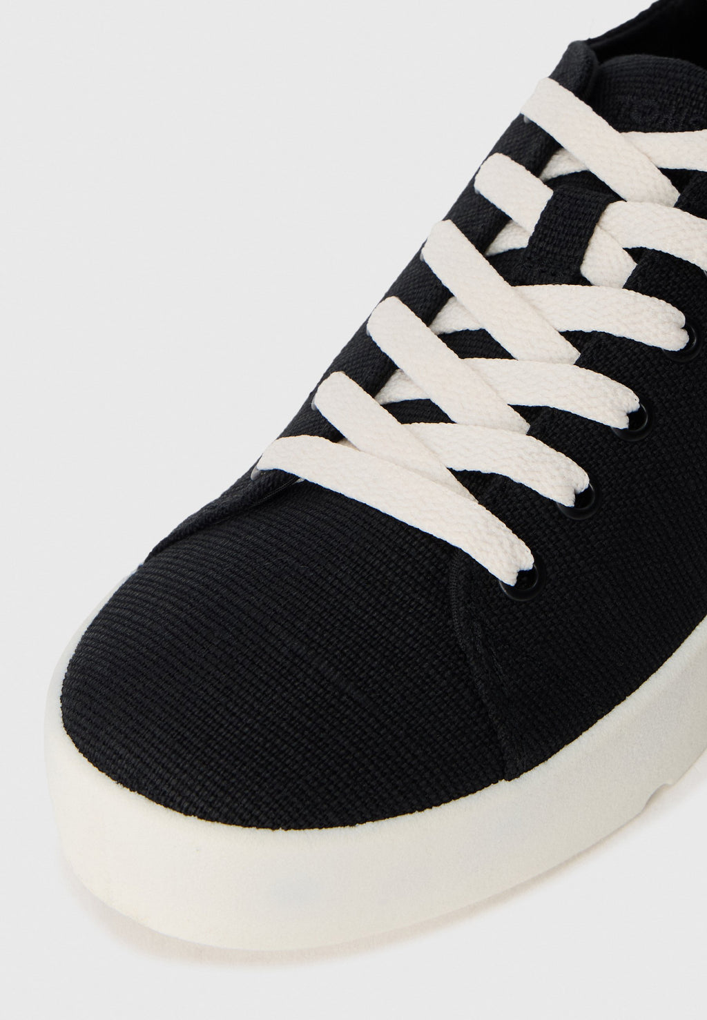 TOMS VERONA