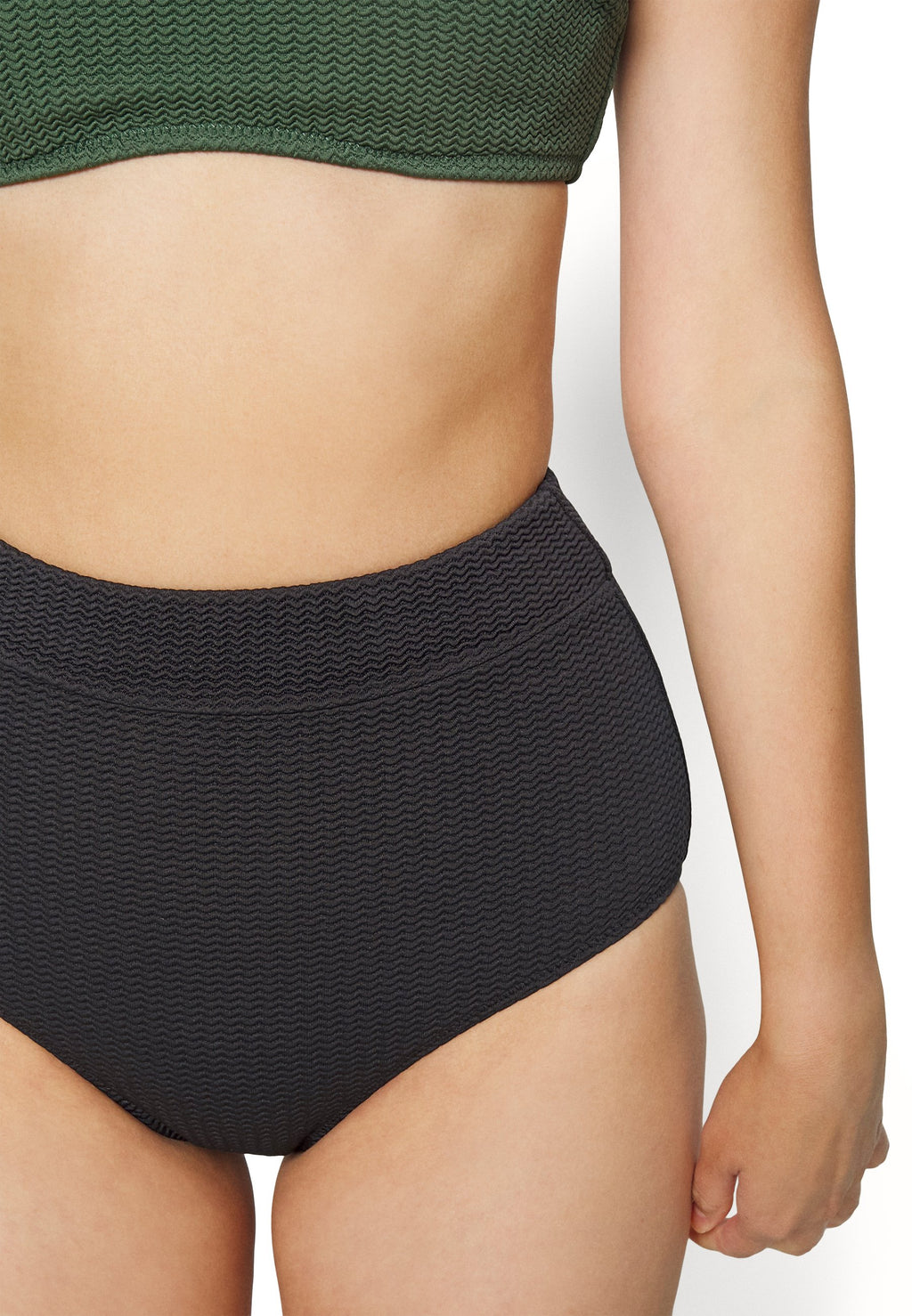 SEA DIVE HIGH WAISTED PANT Media 5