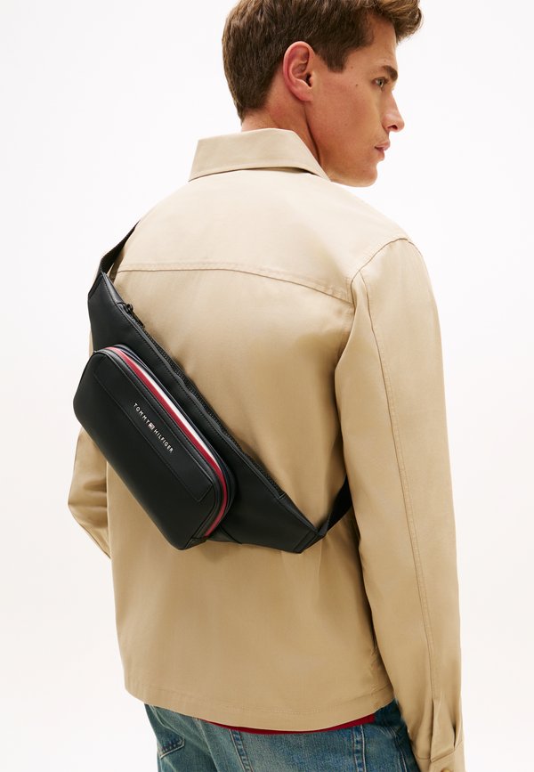 Tommy Hilfiger METAL LOGO BUM BAG - Bum bag - black