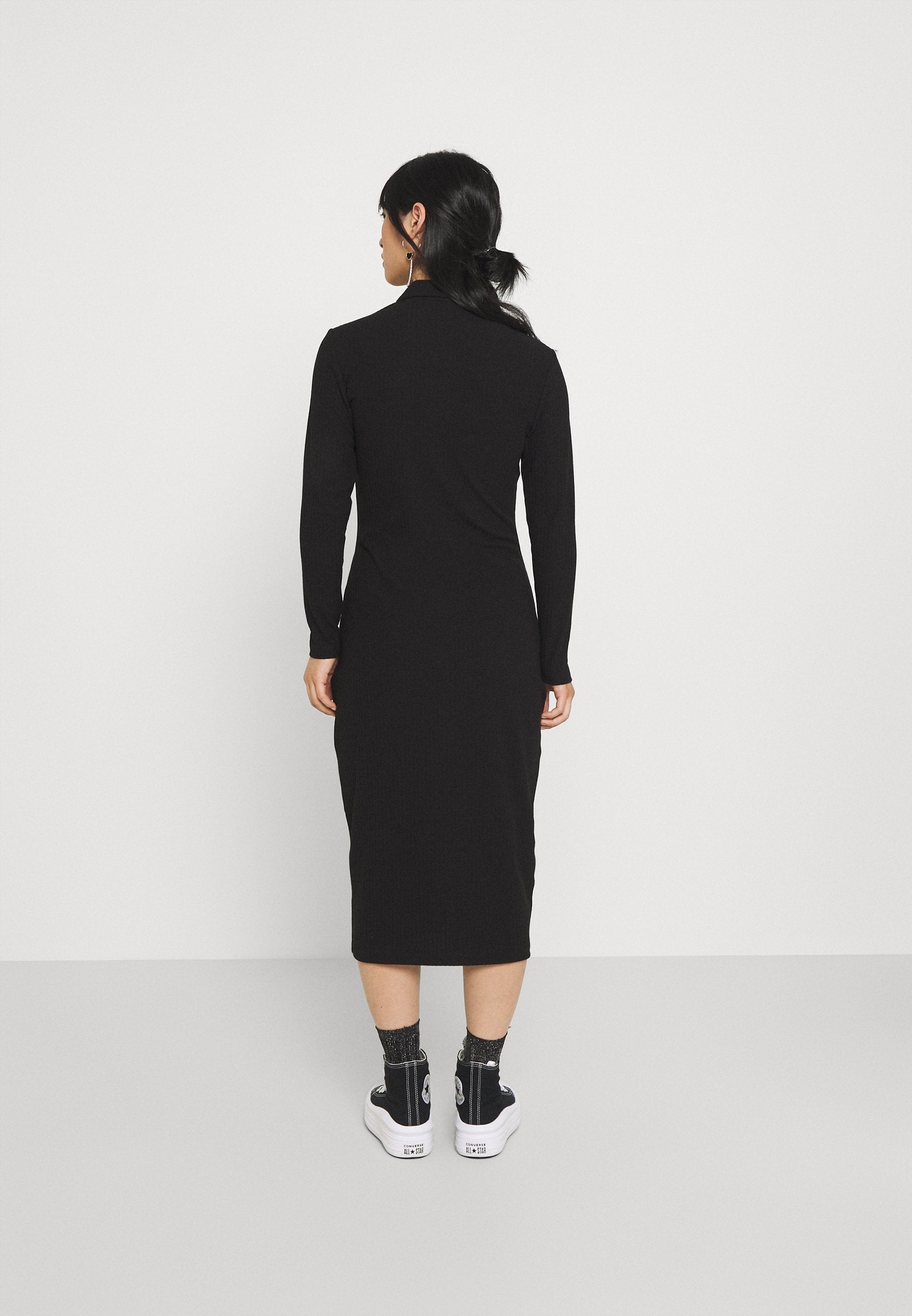 ONLNELLA DRESS PETITE Media 4