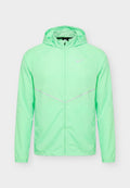 Nike Performance MILER - Windbreaker - illusion green/illusion green