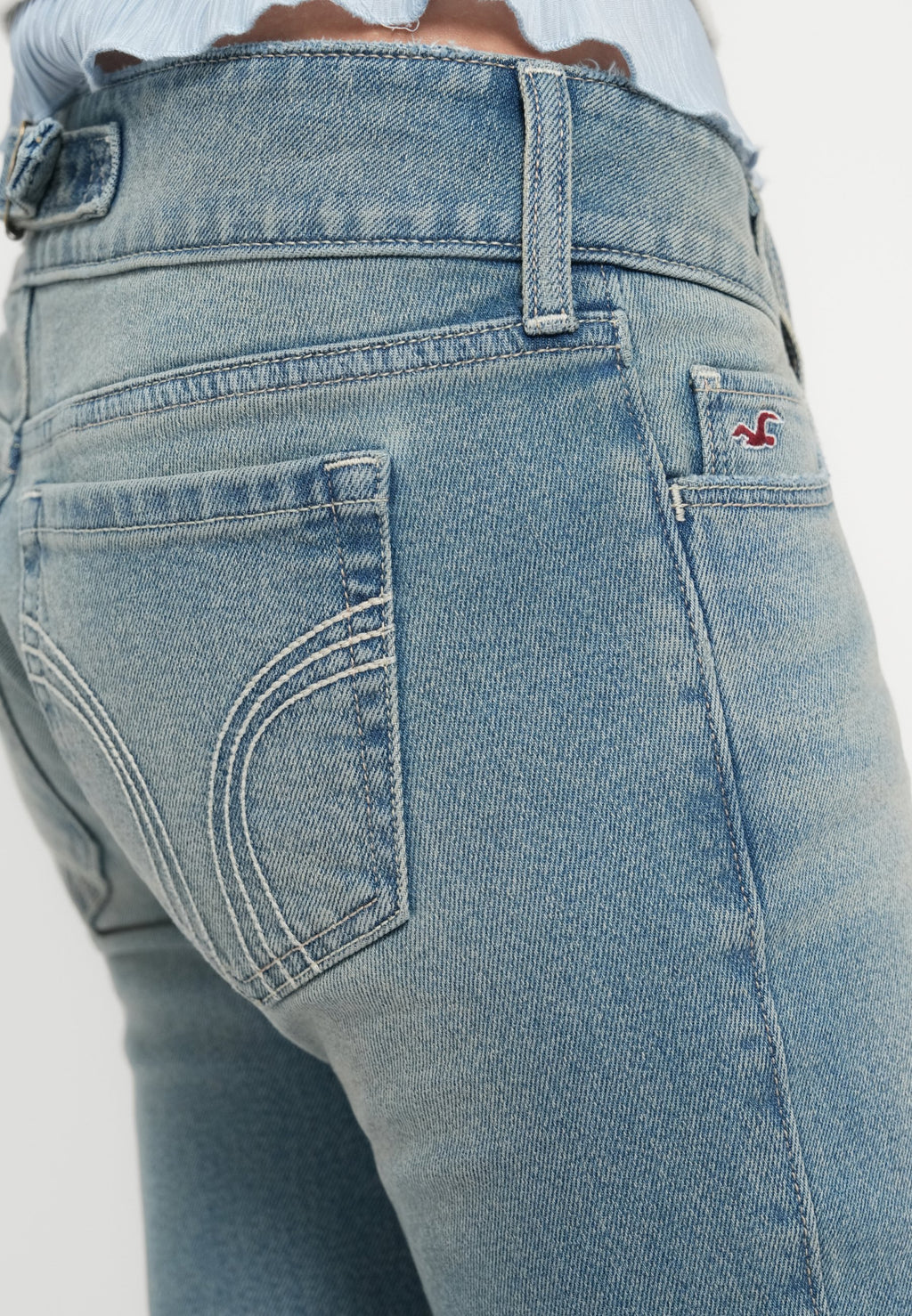 Hollister Co. TREND DROP FAIRFAX BACK BUCKLE FLARE