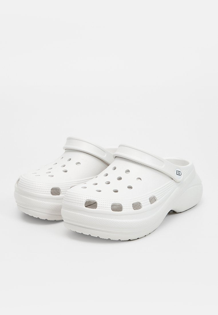 Koi Footwear