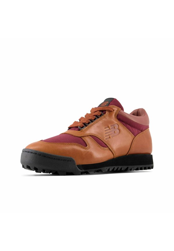New Balance RAINIER LOW