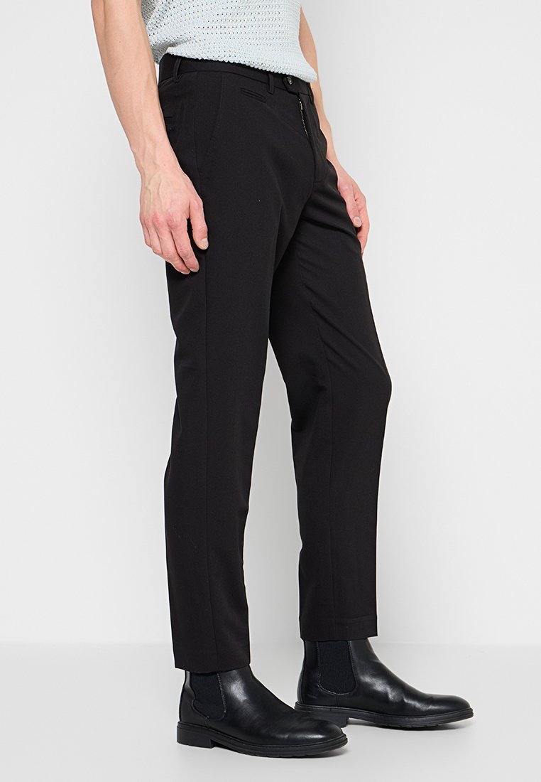 Lindbergh Stoffhose Media 2