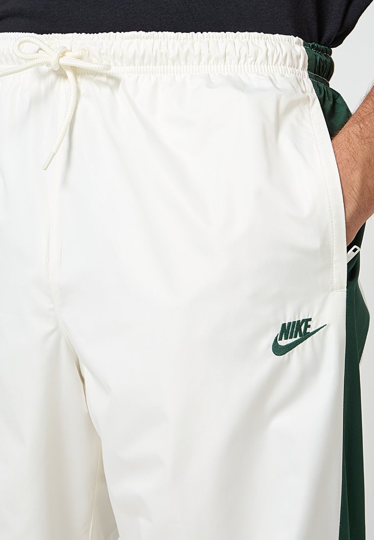 Nike Sportswear M NK WR LND PANT 26