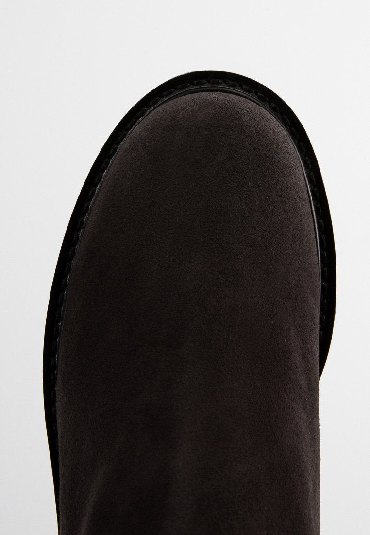 Stuart Weitzman LIFT