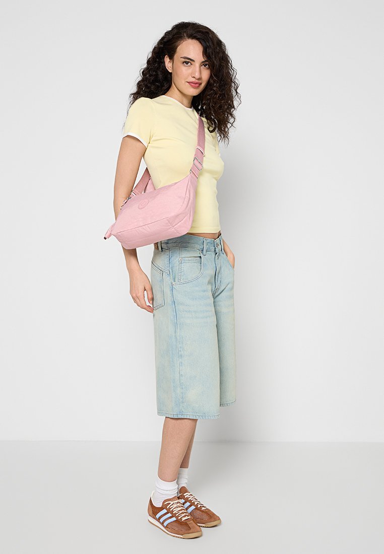 Kipling SHINAE